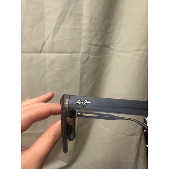 New Maui Jim Shore Break Neutral Grey Blue Square Unisex Sunglasses MJ822-06M main image 4